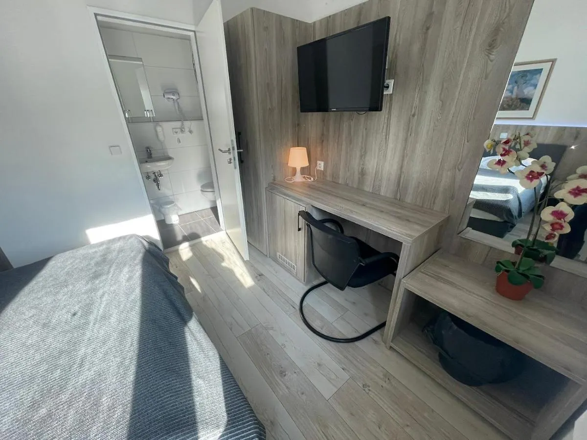 Guest house Pension Der Kretaner Berlin Germany