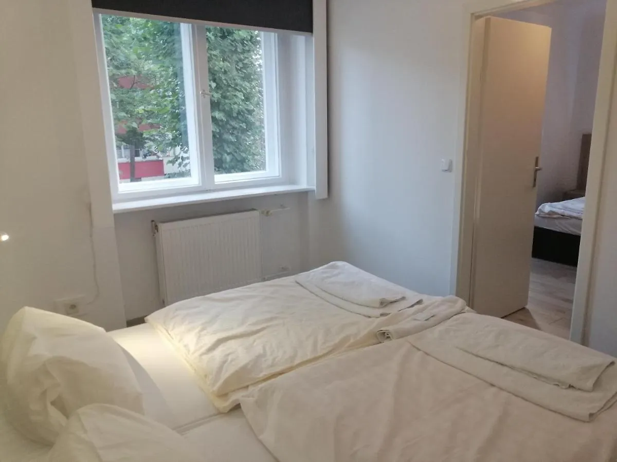 Pension Der Kretaner Berlin 0*,